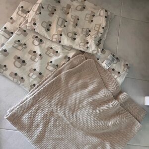 Crib duvet cover set moss stitch blanket